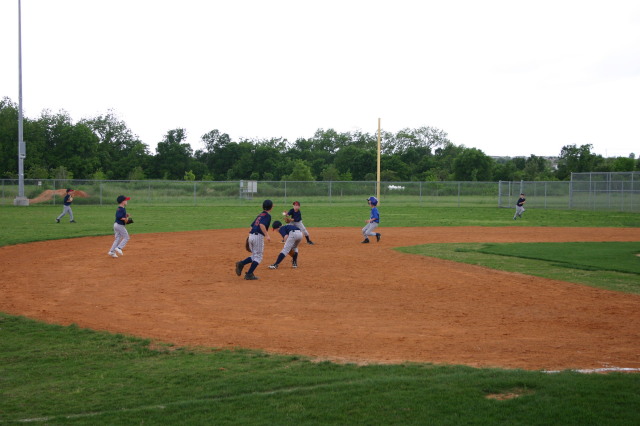2007/05(May)/Leopards-Baseball-05-06-vs-Braves/640x480_2007-05-06-Leopards-26-Chance.JPG
