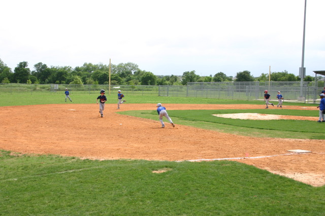 2007/05(May)/Leopards-Baseball-05-06-vs-Braves/640x480_2007-05-06-Leopards-48-Hunter-Seth.JPG