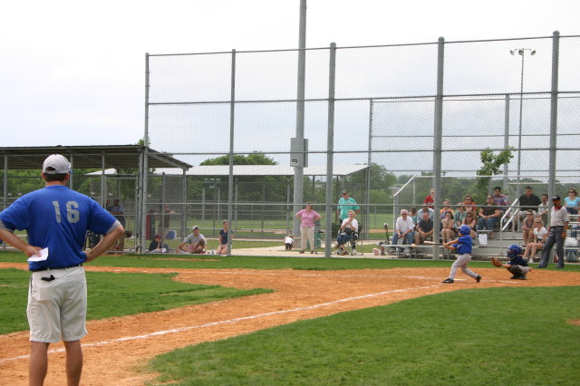 2007/05(May)/Leopards-Baseball-05-06-vs-Braves/640x480_2007-05-06-Leopards-58-Byron.JPG