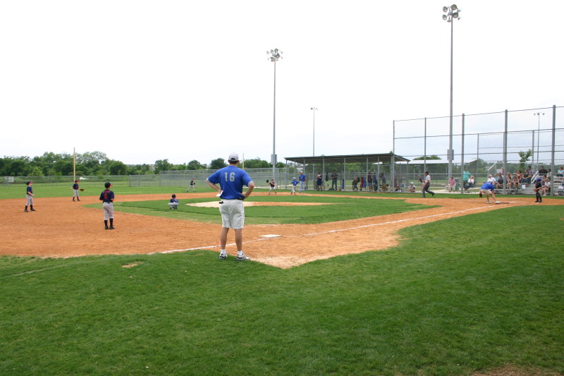 2007/05(May)/Leopards-Baseball-05-06-vs-Braves/800x600_2007-05-06-Leopards-56-Clayton.JPG