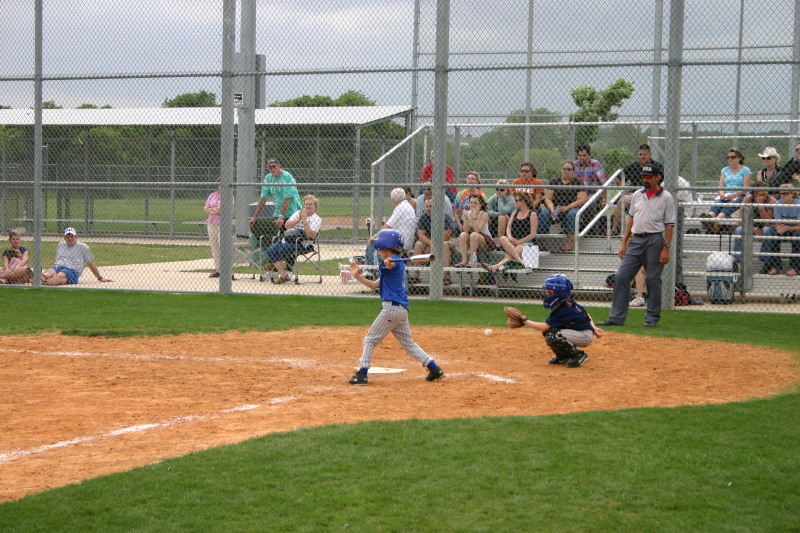 2007/05(May)/Leopards-Baseball-05-06-vs-Braves/800x600_2007-05-06-Leopards-90-Chance.JPG