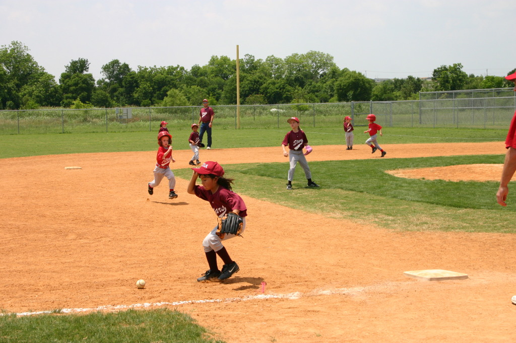 2007/05(May)/Titans-T-ball/1024x768_2007-05-12-Titans-038-August-Nick.JPG