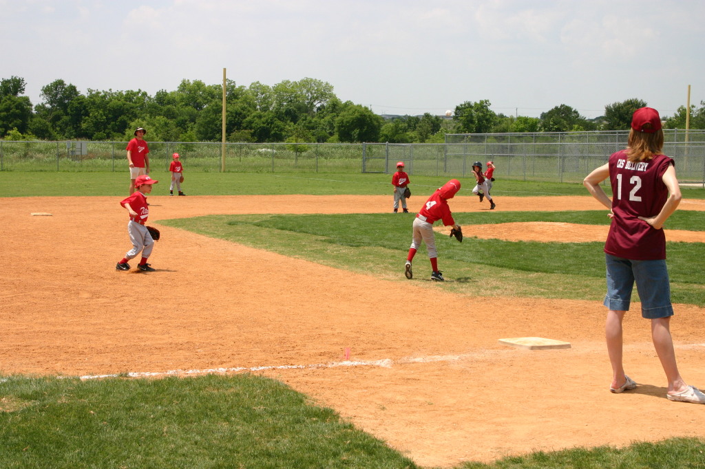 2007/05(May)/Titans-T-ball/1024x768_2007-05-12-Titans-082-David.JPG