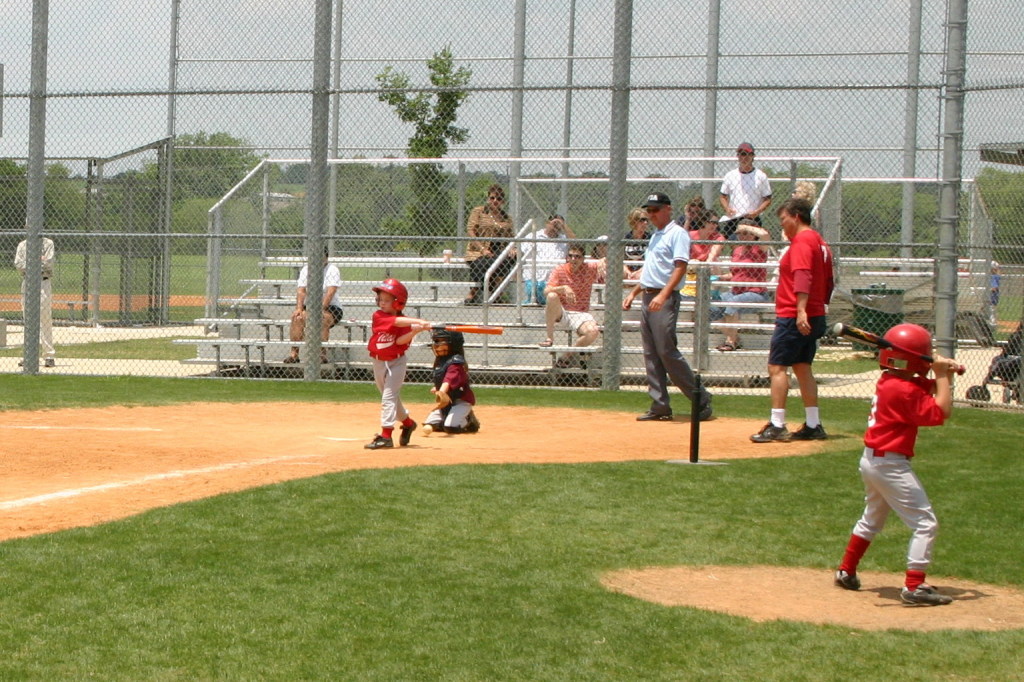 2007/05(May)/Titans-T-ball/1024x768_2007-05-12-Titans-114.JPG