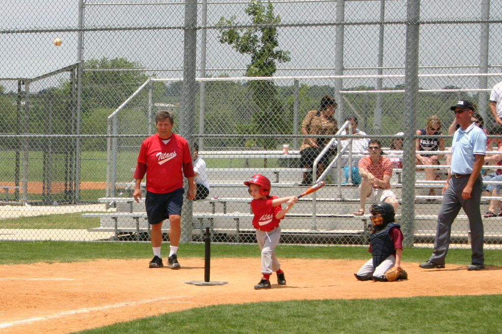 2007/05(May)/Titans-T-ball/1024x768_2007-05-12-Titans-119.JPG