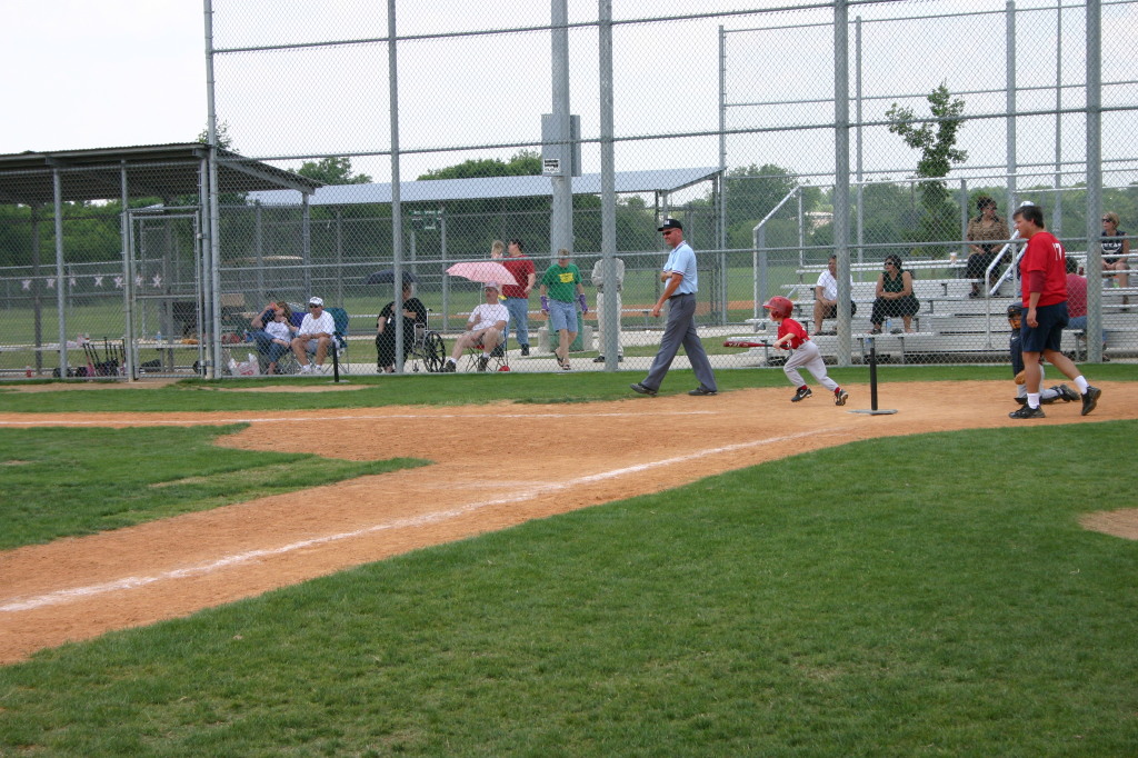 2007/05(May)/Titans-T-ball/1024x768_2007-05-12-Titans-169.JPG