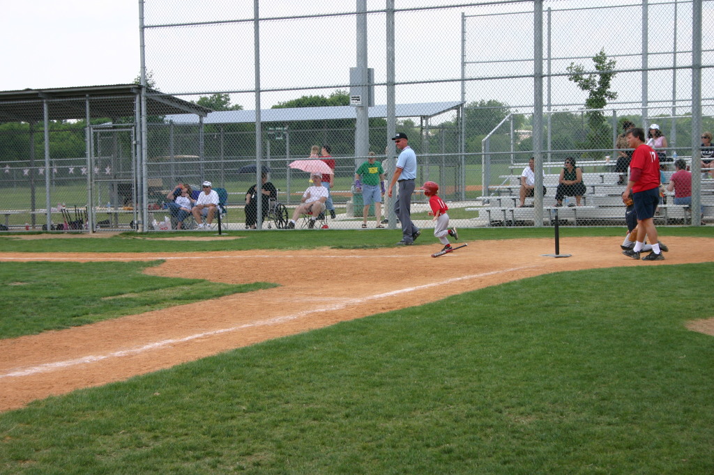 2007/05(May)/Titans-T-ball/1024x768_2007-05-12-Titans-170.JPG