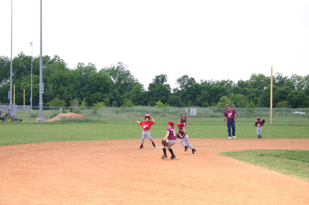 2007/05(May)/Titans-T-ball/1024x768_2007-05-12-Titans-188.JPG