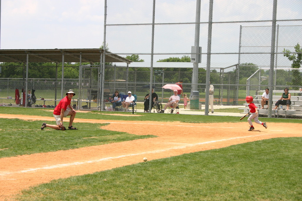 2007/05(May)/Titans-T-ball/1024x768_2007-05-12-Titans-193.JPG