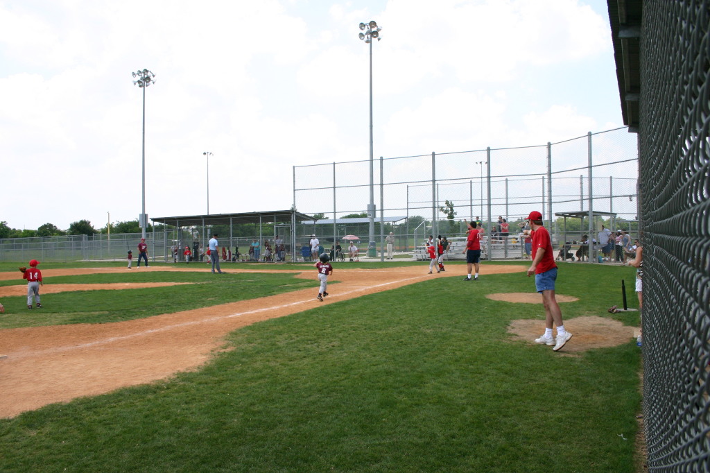 2007/05(May)/Titans-T-ball/1024x768_2007-05-12-Titans-263.JPG