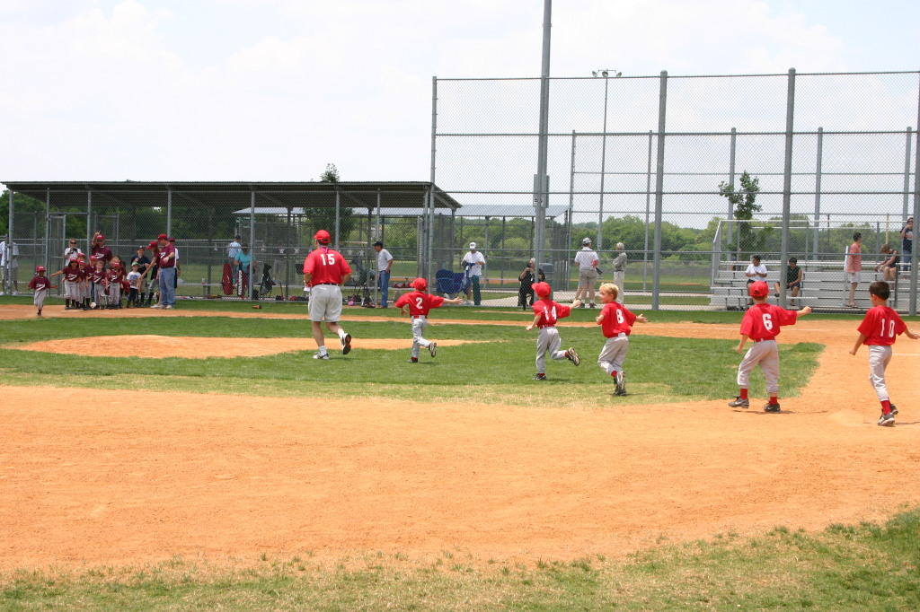 2007/05(May)/Titans-T-ball/1024x768_2007-05-12-Titans-267.JPG