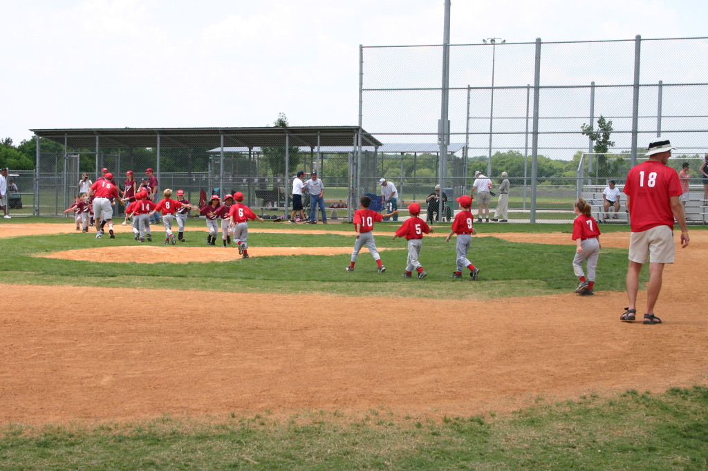 2007/05(May)/Titans-T-ball/1024x768_2007-05-12-Titans-272.JPG
