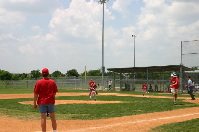 2007/05(May)/Titans-T-ball/640x480_2007-05-12-Titans-107.JPG