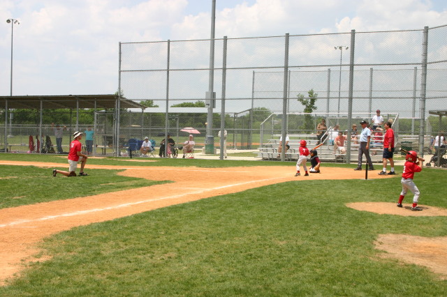 2007/05(May)/Titans-T-ball/640x480_2007-05-12-Titans-113.JPG