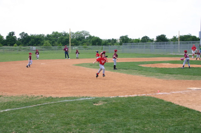 2007/05(May)/Titans-T-ball/640x480_2007-05-12-Titans-207.JPG