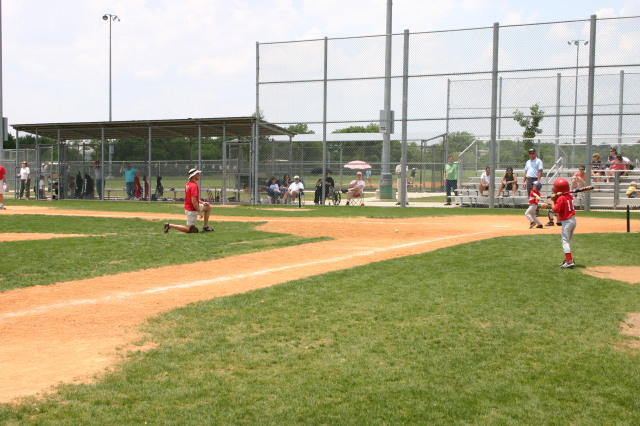 2007/05(May)/Titans-T-ball/640x480_2007-05-12-Titans-215.JPG