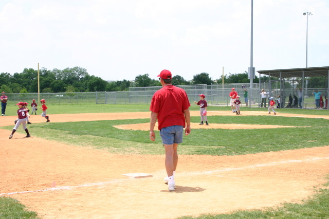 2007/05(May)/Titans-T-ball/640x480_2007-05-12-Titans-220.JPG