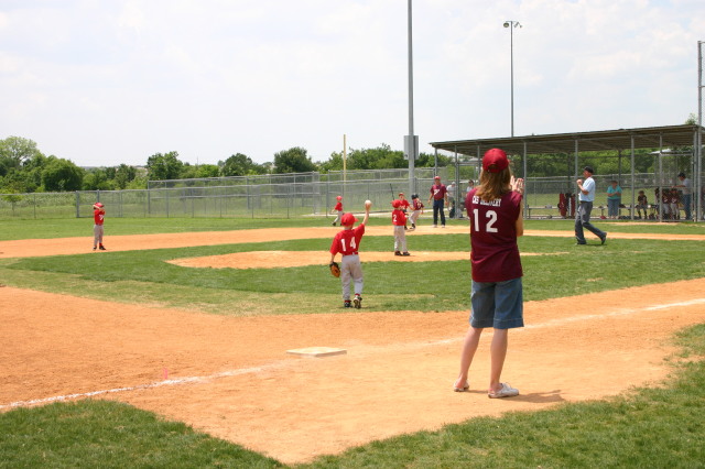 2007/05(May)/Titans-T-ball/640x480_2007-05-12-Titans-227.JPG