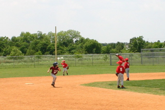 2007/05(May)/Titans-T-ball/640x480_2007-05-12-Titans-249.JPG