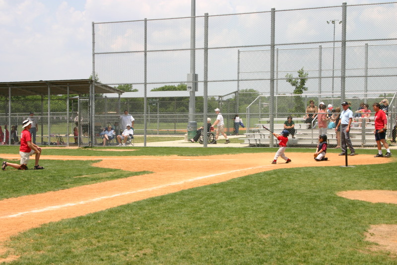 2007/05(May)/Titans-T-ball/800x600_2007-05-12-Titans-003-Anthony.JPG