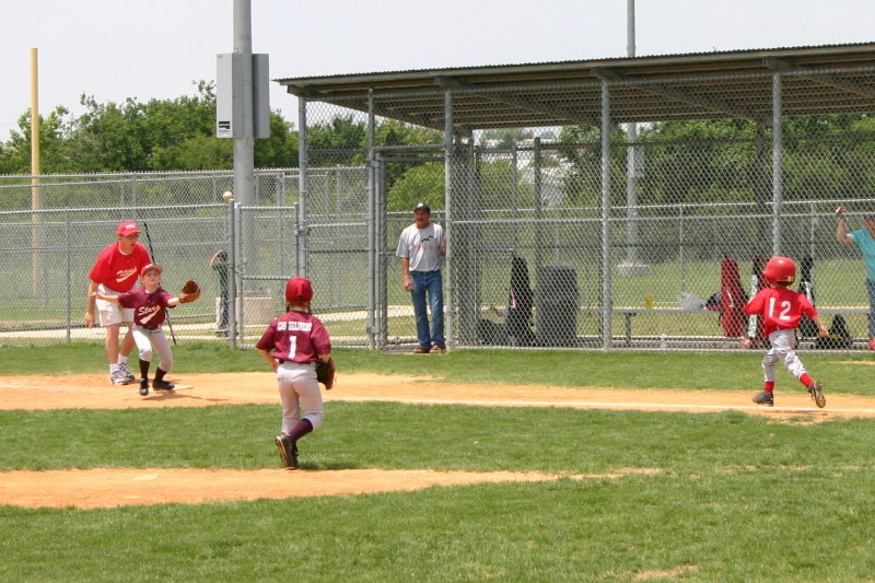 2007/05(May)/Titans-T-ball/800x600_2007-05-12-Titans-034-Dax.JPG
