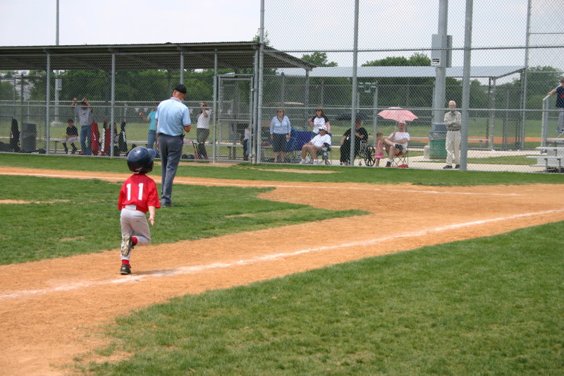 2007/05(May)/Titans-T-ball/800x600_2007-05-12-Titans-075-Ethan.JPG