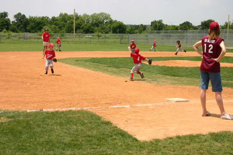 2007/05(May)/Titans-T-ball/800x600_2007-05-12-Titans-081-David.JPG