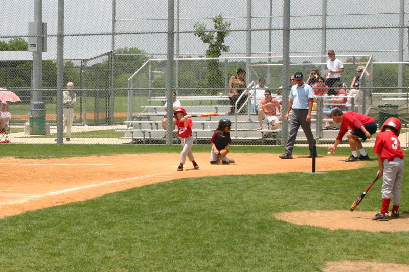 2007/05(May)/Titans-T-ball/800x600_2007-05-12-Titans-116.JPG