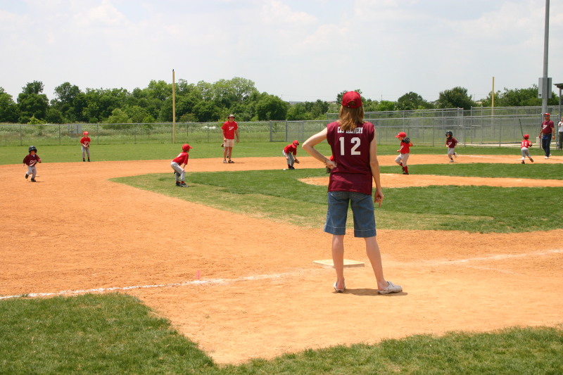 2007/05(May)/Titans-T-ball/800x600_2007-05-12-Titans-136.JPG