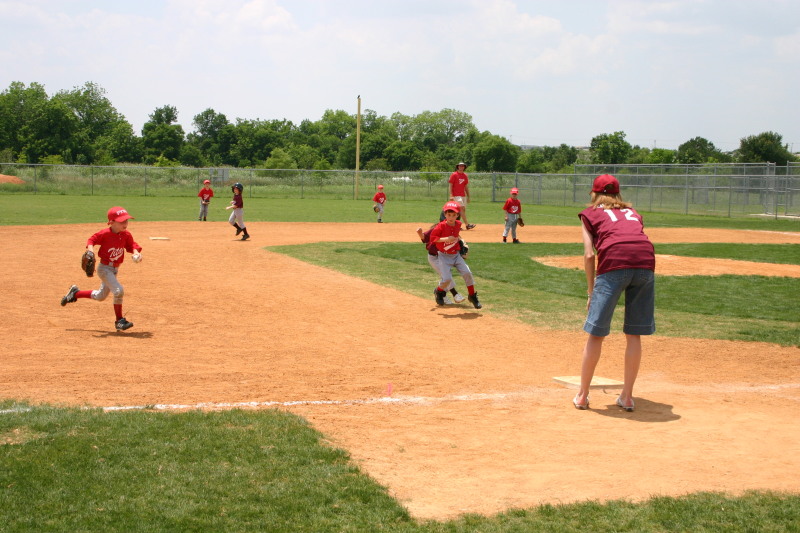2007/05(May)/Titans-T-ball/800x600_2007-05-12-Titans-144.JPG