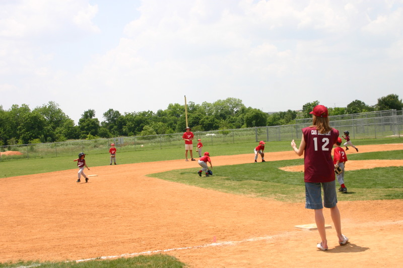 2007/05(May)/Titans-T-ball/800x600_2007-05-12-Titans-149.JPG