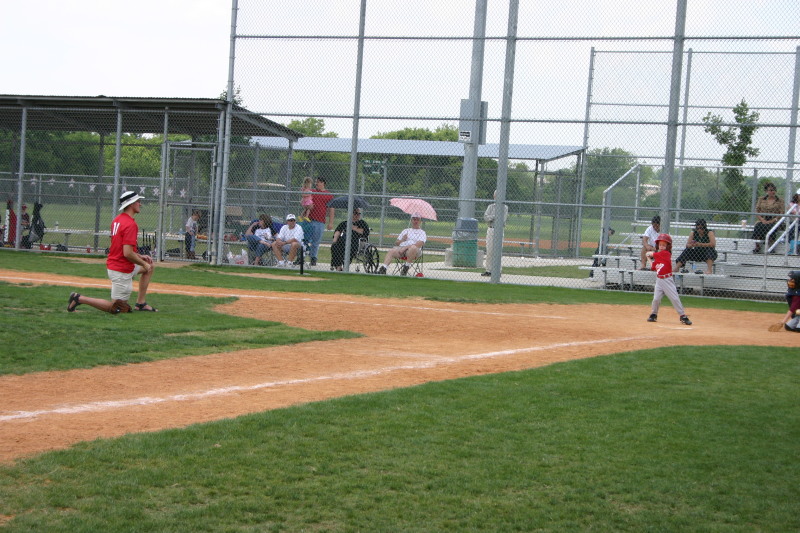 2007/05(May)/Titans-T-ball/800x600_2007-05-12-Titans-164.JPG