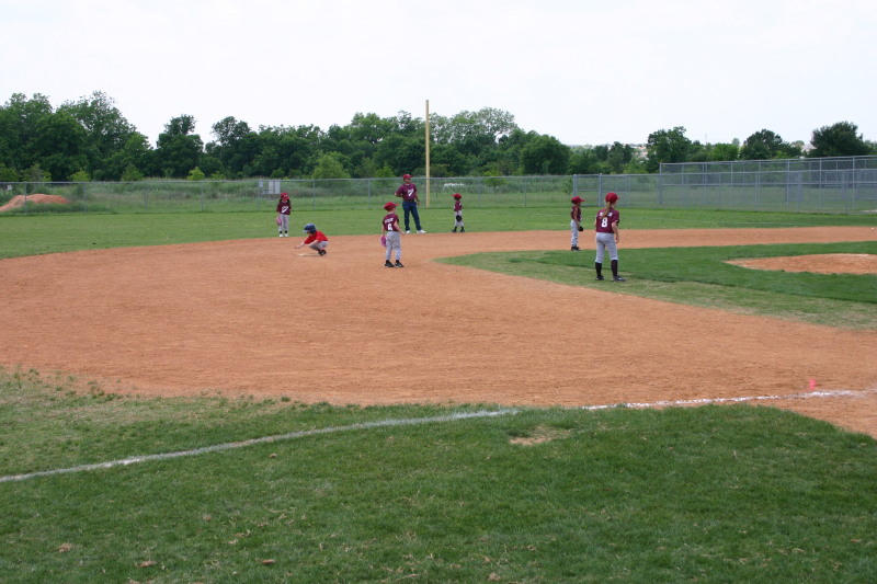 2007/05(May)/Titans-T-ball/800x600_2007-05-12-Titans-209.JPG