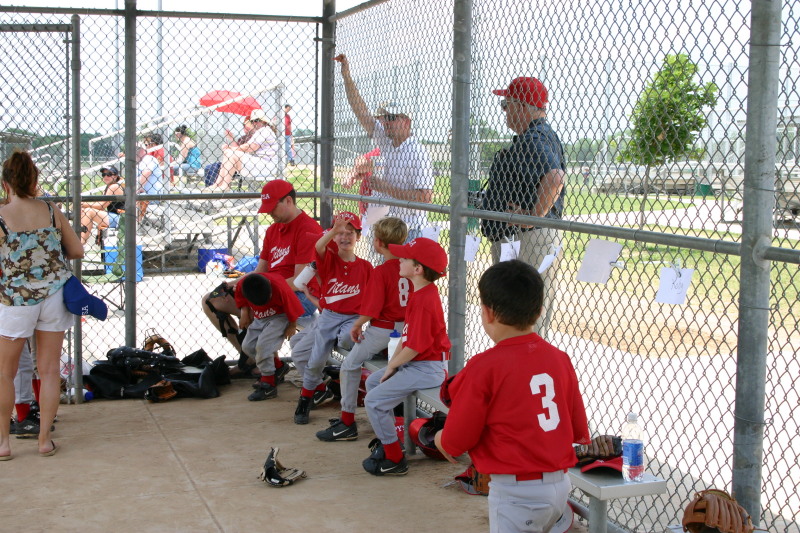 2007/05(May)/Titans-T-ball/800x600_2007-05-12-Titans-222.JPG