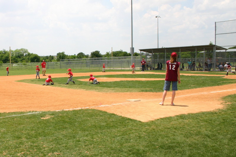 2007/05(May)/Titans-T-ball/800x600_2007-05-12-Titans-237.JPG