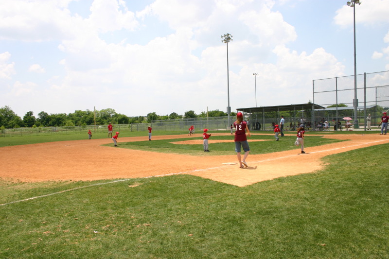 2007/05(May)/Titans-T-ball/800x600_2007-05-12-Titans-256.JPG