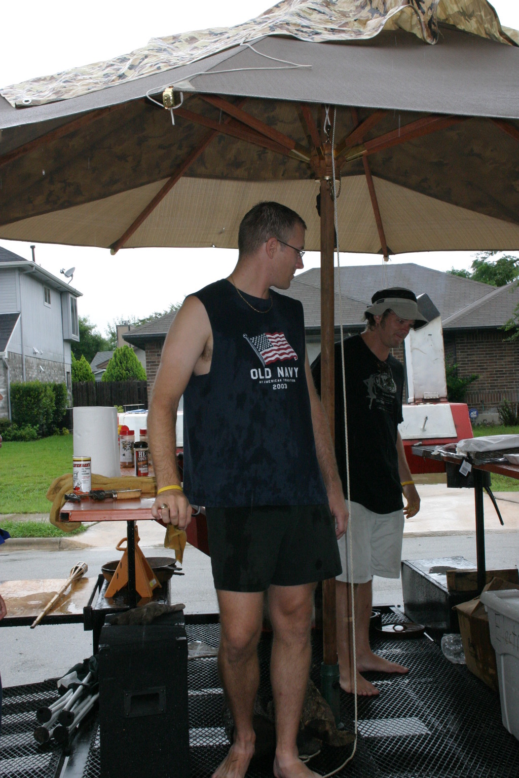 2007/07(July)/4th-of-July/1024x768_2007-07-04-04-Travis-Justin.JPG