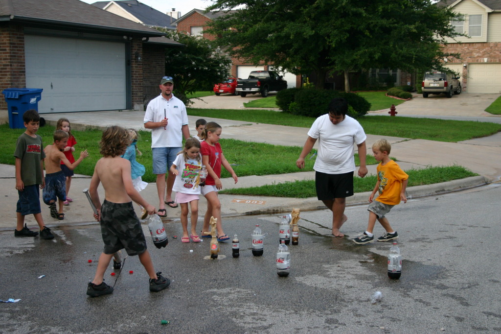 2007/07(July)/4th-of-July/1024x768_2007-07-04-39-diet-coke-and-mentos.JPG