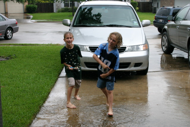 2007/07(July)/4th-of-July/640x480_2007-07-04-11-Chance-Vale.JPG