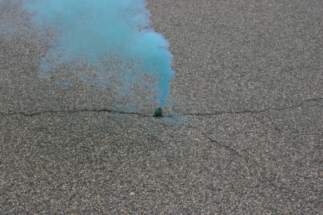 2007/07(July)/4th-of-July/640x480_2007-07-04-17-smoke-bomb.JPG