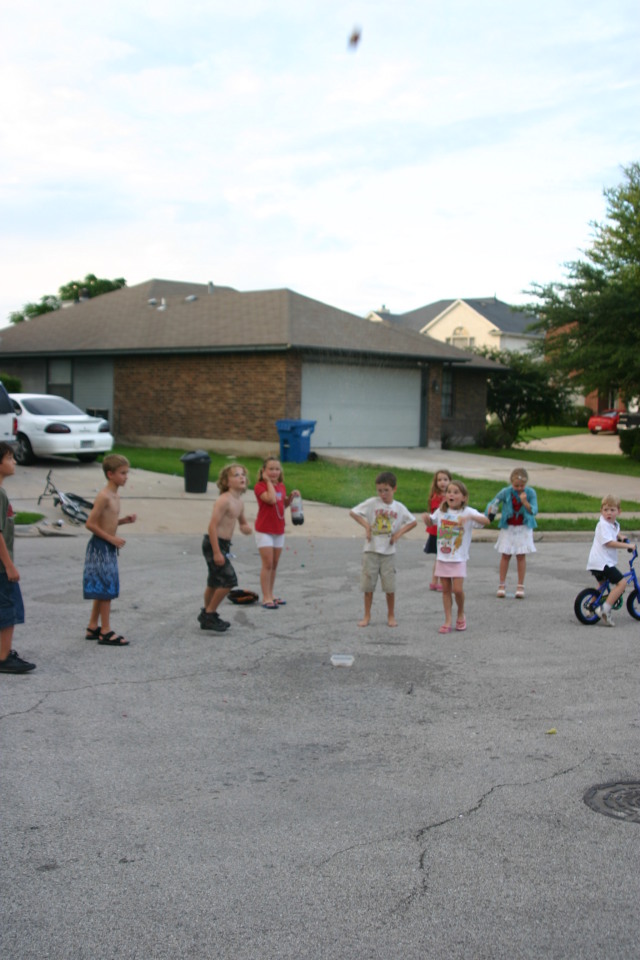 2007-07-04-49-can-in-air-Chance-Vale-Brittney-Dax-Kyla-McKenzie.JPG