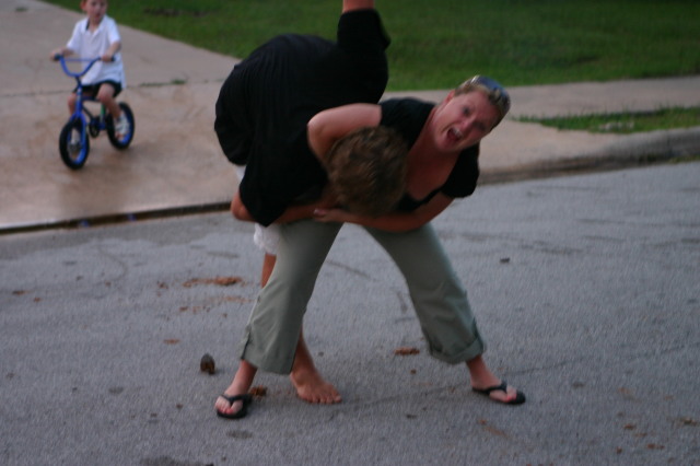 2007/07(July)/4th-of-July/640x480_2007-07-04-67-Justin-Katie.JPG
