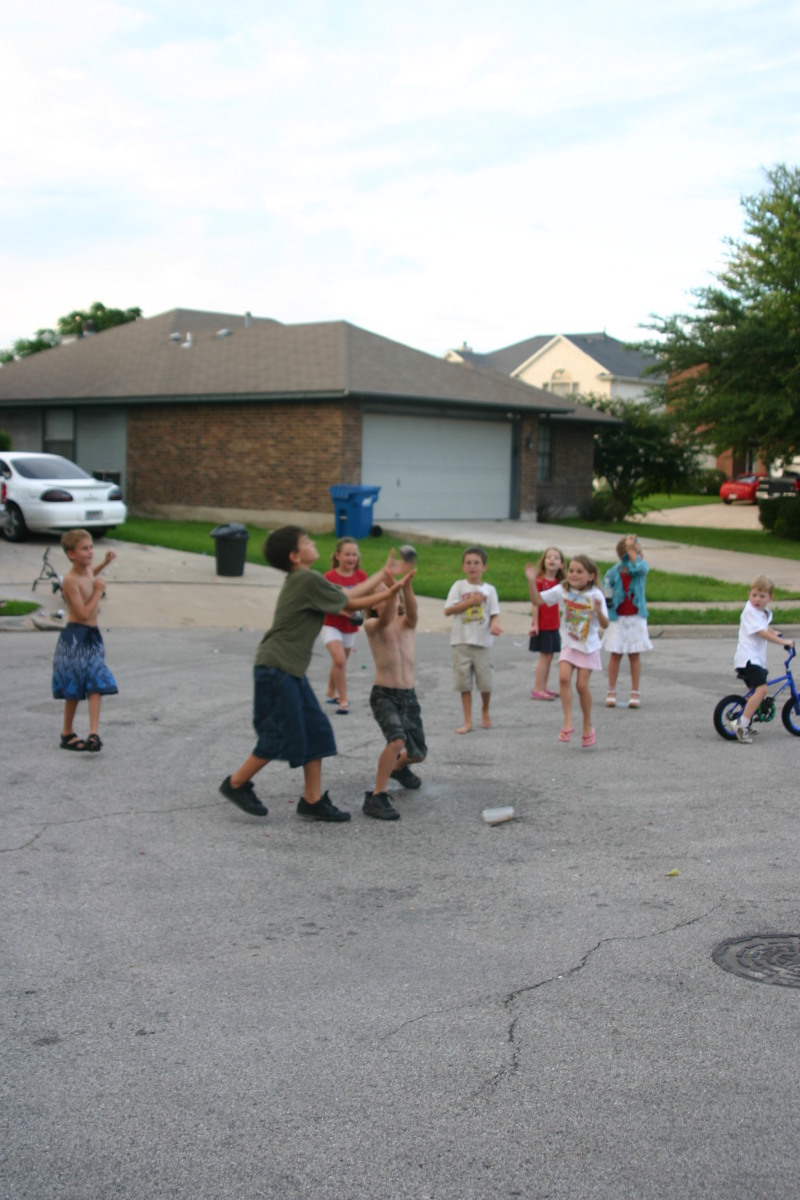 2007-07-04-50-can-in-air-Chance-Vale-Brittney-Dax-Kyla-McKenzie.JPG