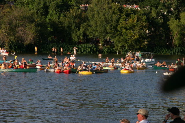 2007/08(August)/RedBull-Flutag-Austin/640x480_2007-08-25-RedBull-Flutag-Austin-39.JPG