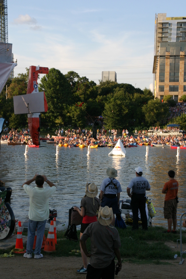 2007/08(August)/RedBull-Flutag-Austin/640x480_2007-08-25-RedBull-Flutag-Austin-73.JPG