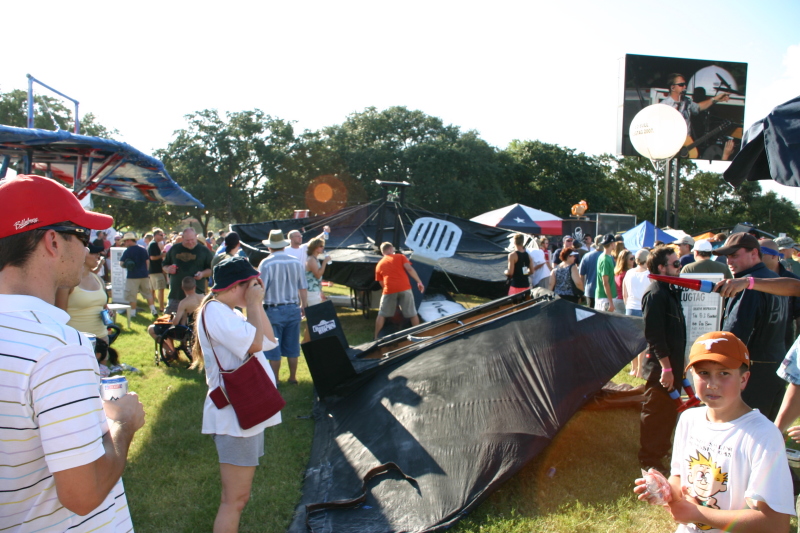 2007/08(August)/RedBull-Flutag-Austin/800x600_2007-08-25-RedBull-Flutag-Austin-02.JPG