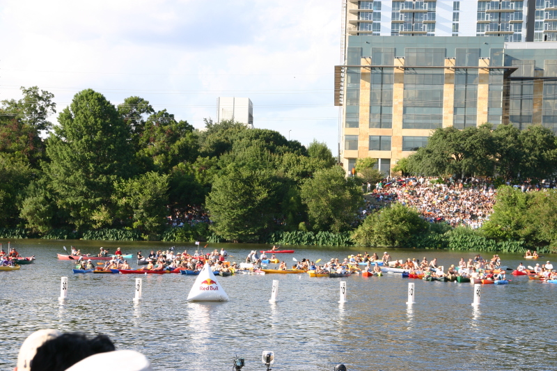 2007/08(August)/RedBull-Flutag-Austin/800x600_2007-08-25-RedBull-Flutag-Austin-18.JPG