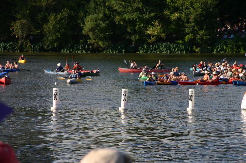 2007/08(August)/RedBull-Flutag-Austin/800x600_2007-08-25-RedBull-Flutag-Austin-20.JPG