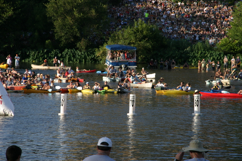 2007/08(August)/RedBull-Flutag-Austin/800x600_2007-08-25-RedBull-Flutag-Austin-36.JPG