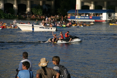 2007-08-25-RedBull-Flutag-Austin-56.JPG